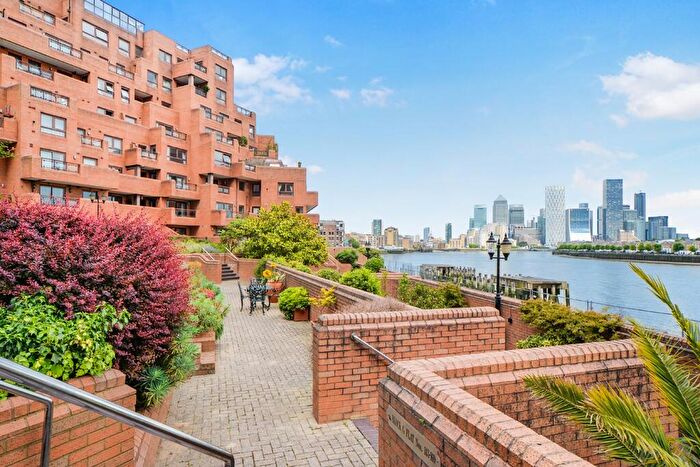 1 Bedroom Flat For Sale In Free Trade Wharf, Wapping, London, E1W