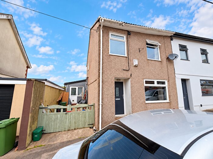 3 Bedroom House For Sale In High Street, Gilfach Goch, Porth, CF39