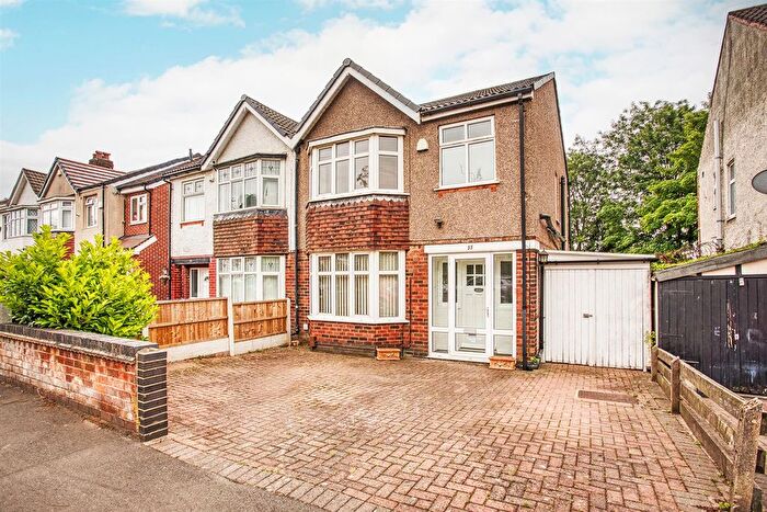 3 Bedroom Property For Sale In Valley Road, Littleover, DE23