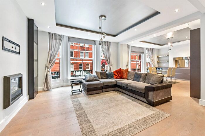 2 Bedroom Flat To Rent In Chiltern Street, London, W1U