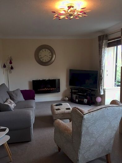 2 Bedroom Flat To Rent In Gracefield Court, Musselburgh, East Lothian, EH21