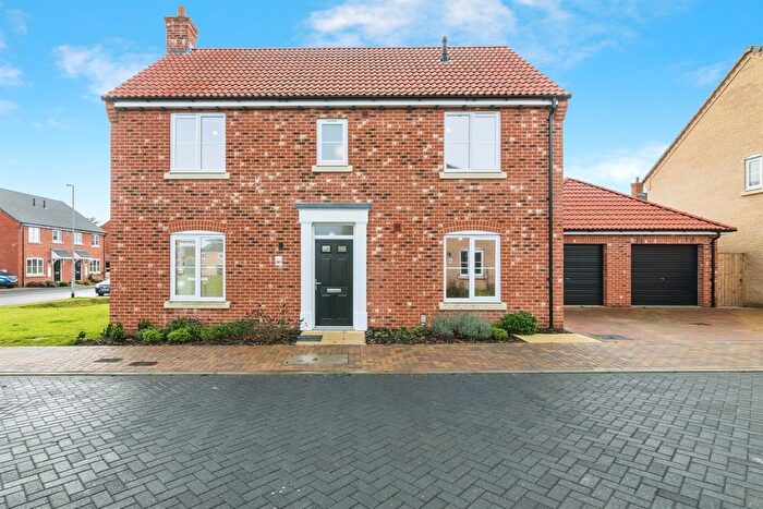 4 Bedroom Detached House For Sale In Jubilee Park, Wrentham, Beccles, NR34