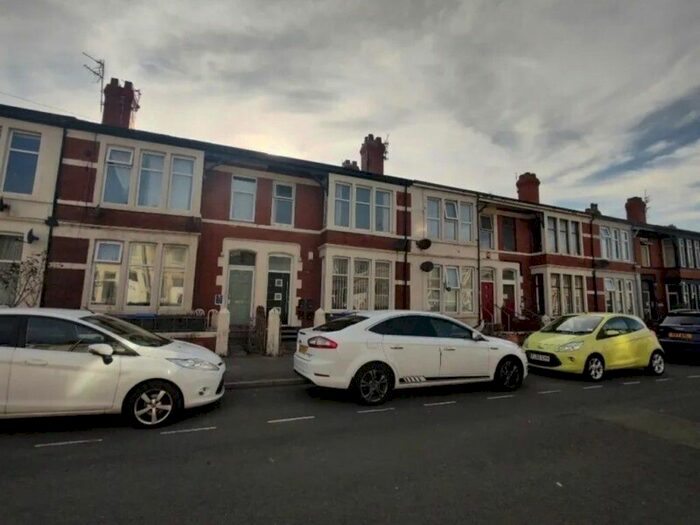1 Bedroom Studio To Rent In Hopton Road, Blackpool, FY1