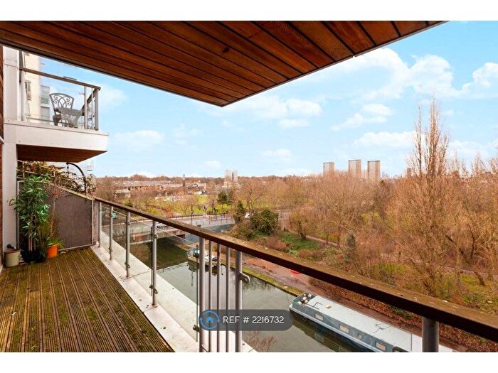 2 Bedroom Flat To Rent In Palmers Road, London, E2