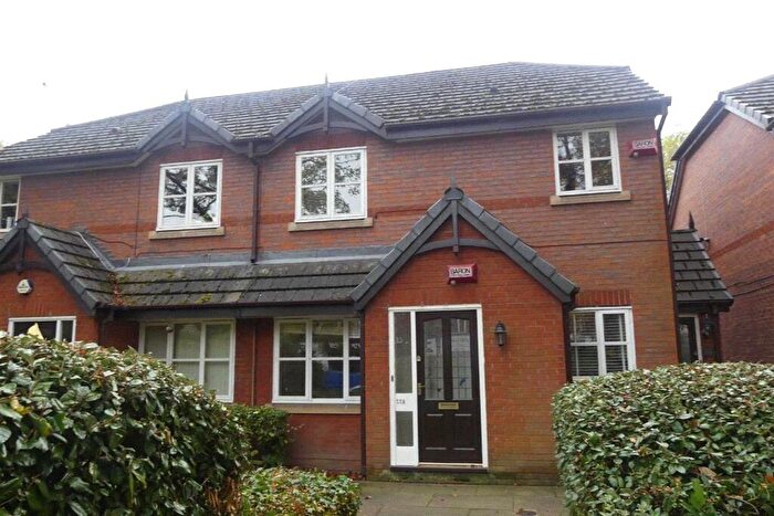 2 Bedroom Apartment To Rent In Burton Road, West Didsbury, Greater Manchester, M20