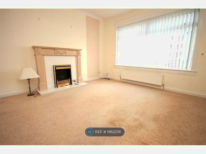 3 Bedroom Terraced House To Rent In Lamlash Place, Motherwell, ML1