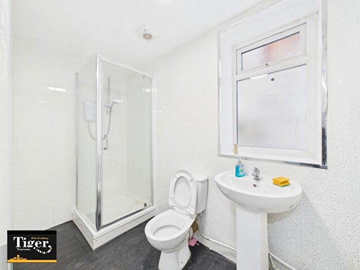 1 Bedroom Flat To Rent In Lonsdale Road, Blackpool, FY1