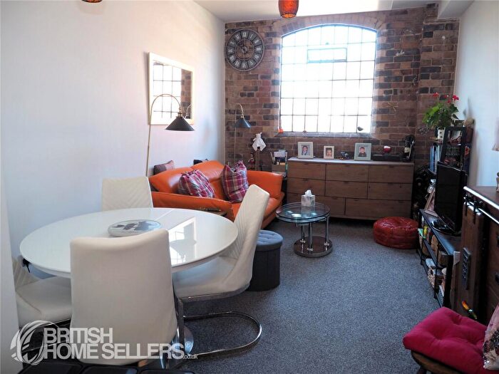 3 Bedroom Terraced House For Sale In Tolson Court, Fazeley, Tamworth, Staffordshire, B78