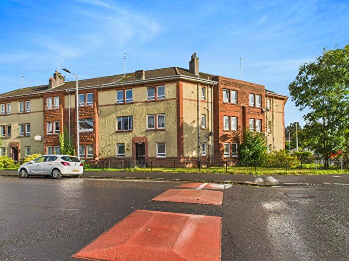 2 Bedroom Flat To Rent In Barterholm Road, Paisley, PA2