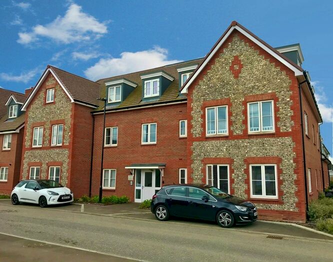 1 Bedroom Flat To Rent In Cresswell Square, Angmering, BN16
