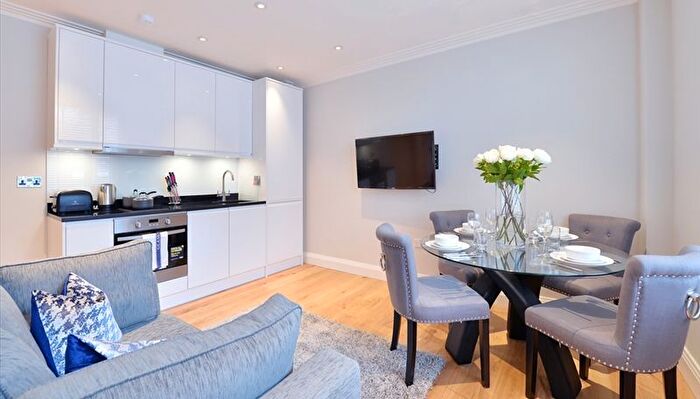 1 Bedroom Flat To Rent In Hill Street, London, W1J