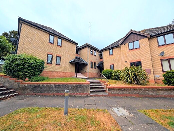 2 Bedroom Apartment For Sale In Yew Tree Court, Bury St. Edmunds, IP33