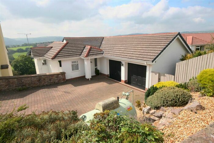 5 Bedroom Detached House For Sale In Bwlch Y Gwynt Road, Llysfaen, Colwyn Bay, LL29