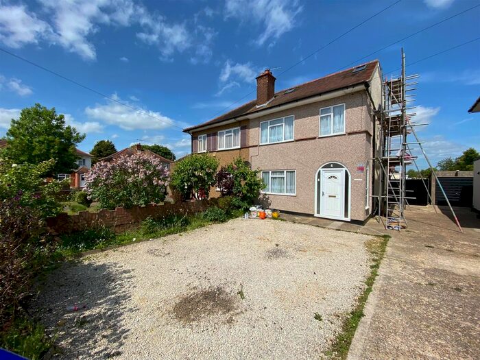 4 Bedroom Semi-Detached House To Rent In Adelphi Crescent, Hayes, UB4