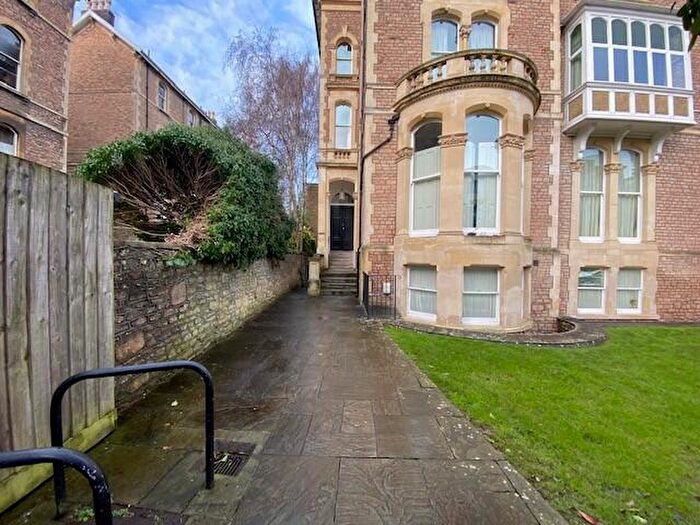 2 Bedroom Apartment To Rent In Percival Road, Bristol, BS8