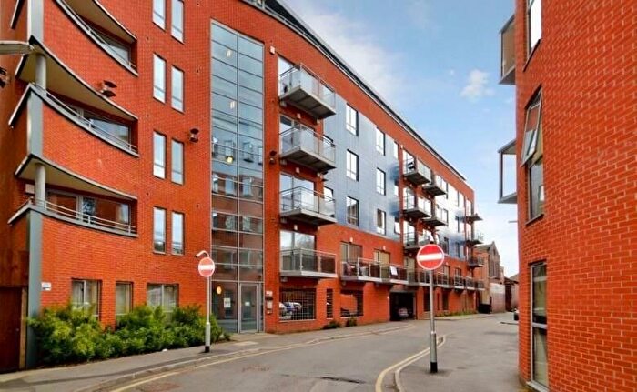 2 Bedroom Flat To Rent In Millwright Street, Leeds, LS2