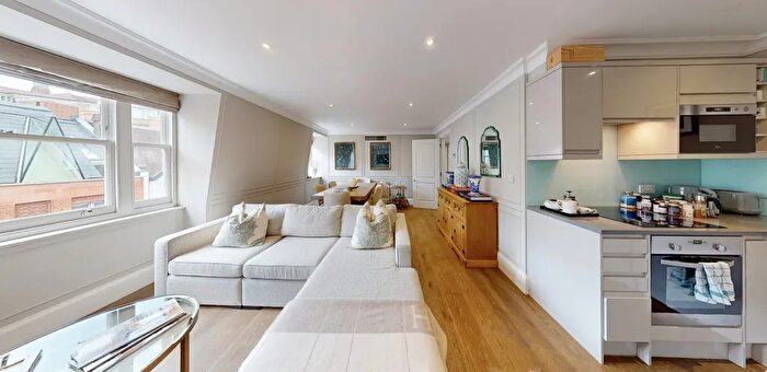 4 Bedroom Flat To Rent In Herbert Crescent, London, SW1X