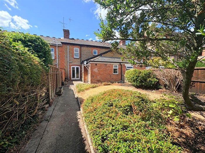 3 Bedroom Cottage For Sale In North Street, Milborne Port, Sherborne, DT9