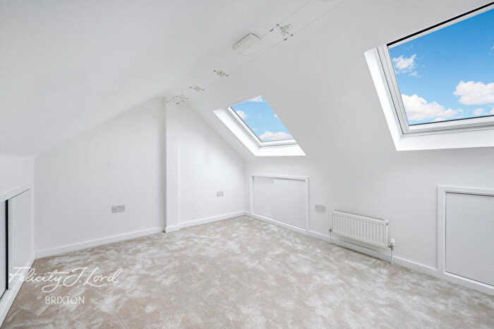 1 Bedroom Flat For Sale In Padfield Road, London, SE5