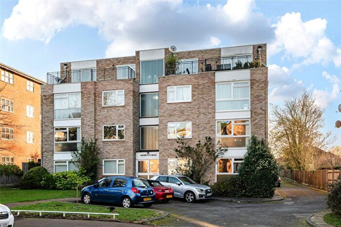 1 Bedroom Flat For Sale In Albemarle Road, Beckenham, BR3