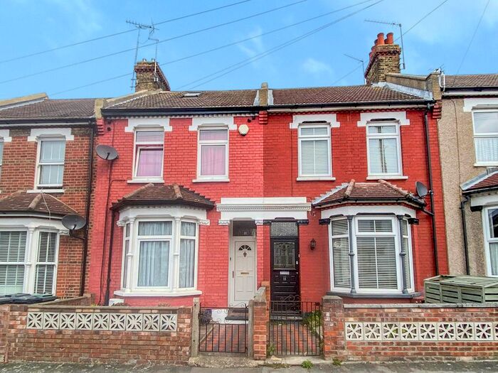 3 Bedroom Terraced House To Rent In Bartlett Road, Gravesend, DA11