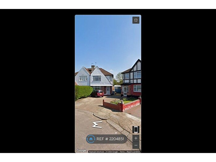 3 Bedroom Semi Detached House To Rent In Dorchester Way, Harrow, HA3