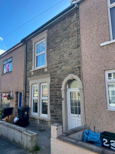 5 Bedroom House To Rent In Unity Street, Kingswood, Bristol, BS15