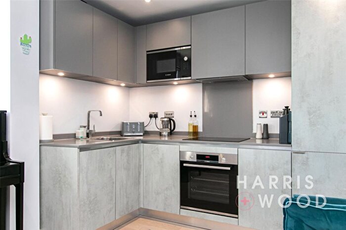 2 Bedroom Flat For Sale In Collingwood Road, Witham, Essex, CM8