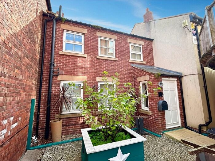 2 Bedroom Mews For Sale In Silver Street, Whitby, YO21