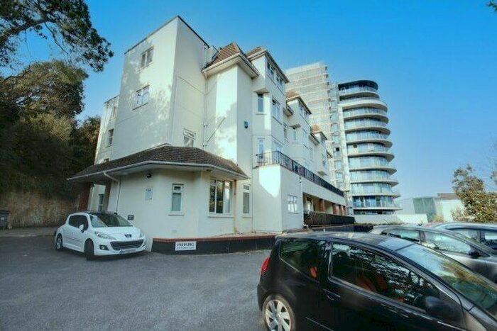 2 Bedroom Flat To Rent In Carlton Mount, Bournemouth, BH2
