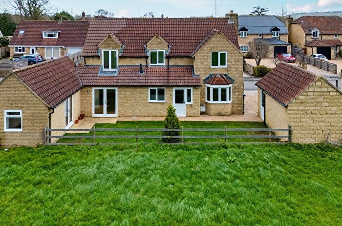 4 Bedroom Property For Sale In Westlands Lane, Beanacre, SN12