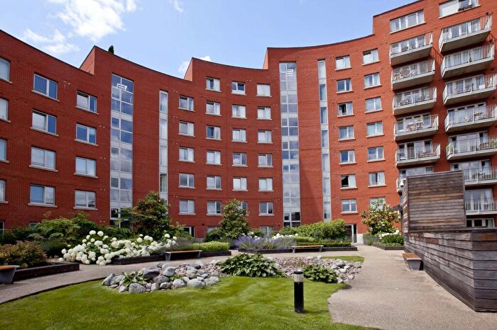 1 Bedroom Apartment To Rent In Vizion, - Energy Rating C, N7