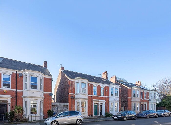 4 Bedroom House To Rent In Lyndhurst Avenue, Jesmond, Newcastle Upon Tyne, NE2