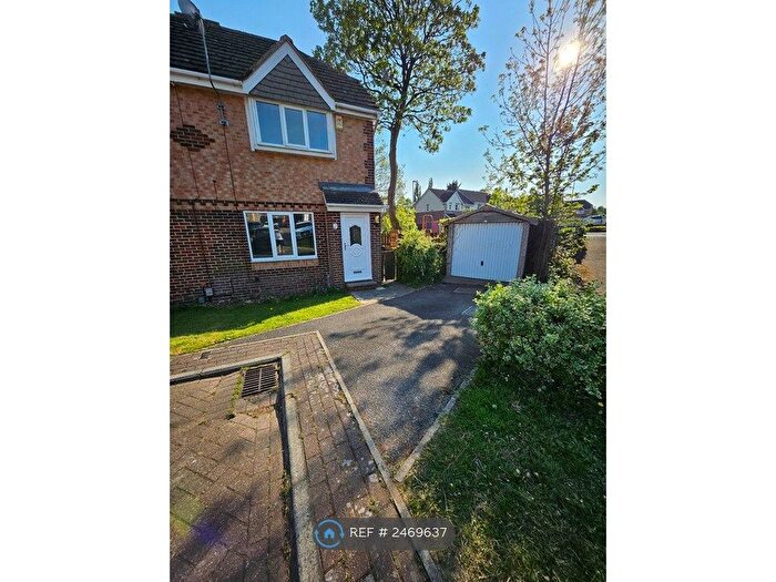 2 Bedroom Semi-Detached House To Rent In Millbrook Gardens, Dewsbury, WF13