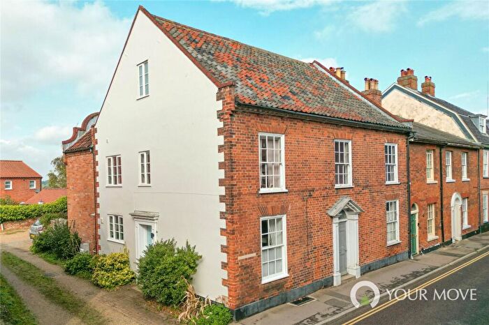 3 Bedroom End Of Terrace House For Sale In Ballygate, Beccles, Suffolk, NR34