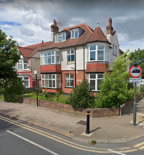 Studio To Rent In Pinner Road, Harrow HA1