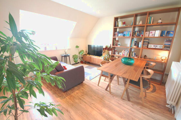 2 Bedroom Flat To Rent In Union Terrace, Aberdeen, AB10