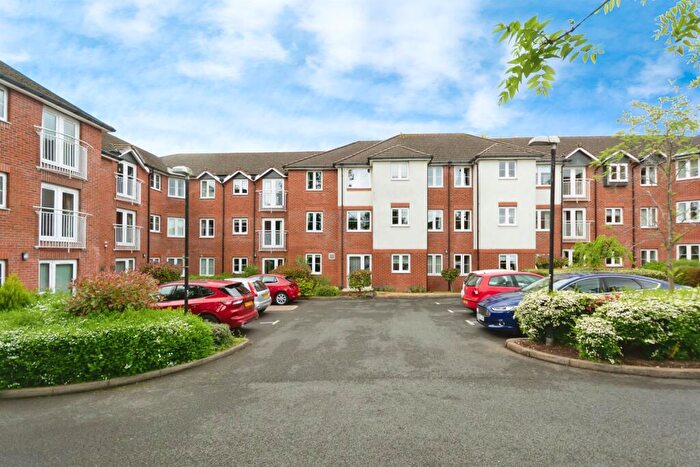 2 Bedroom Apartment For Sale In Stratford Road, Hall Green, Birmingham, B28