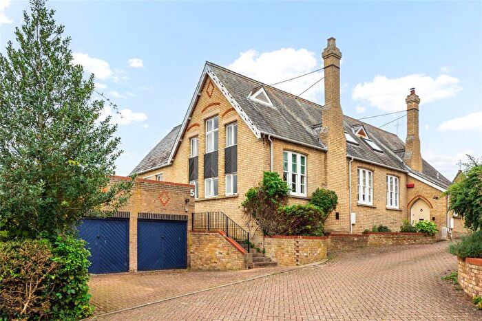 4 Bedroom Semi-Detached House For Sale In Church Street, Shillington, Hitchin, Bedfordshire, SG5