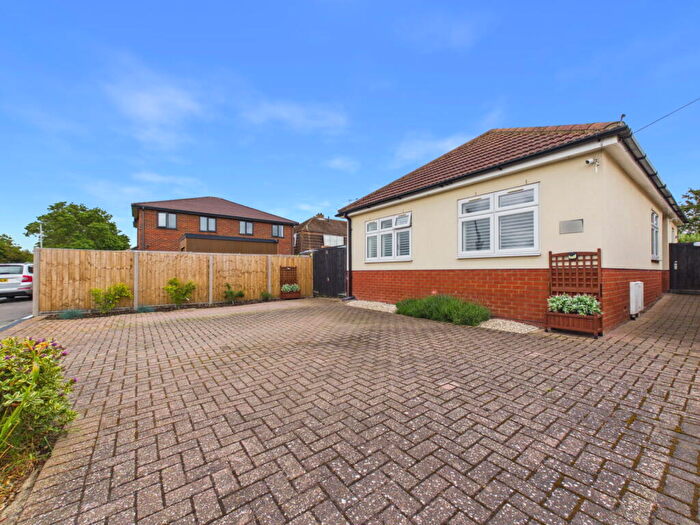 3 Bedroom Detached Bungalow For Sale In Green Lane, Isle Of Grain, Rochester, ME3