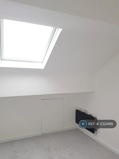 2 Bedroom Flat To Rent In Abbeydale Road, Sheffield, S7