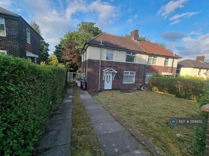 3 Bedroom Semi-Detached House To Rent In Rosewood Avenue, Blackburn, BB1