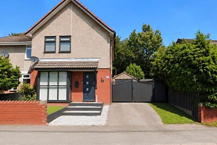 3 Bedroom Semi Detached House For Sale In Springwood Road, Hoyland, Barnsley, S74