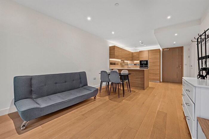 2 Bedroom Flat To Rent In Norton House, Duke Of Wellington Avenue, SE18