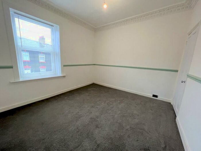2 Bedroom Terraced House To Rent In Corporation Street, Barnsley, S70