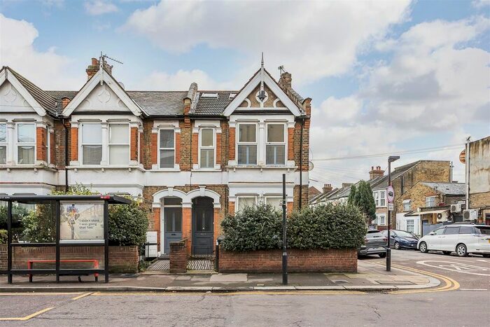 2 Bedroom Flat To Rent In Hainault Road, London, E11