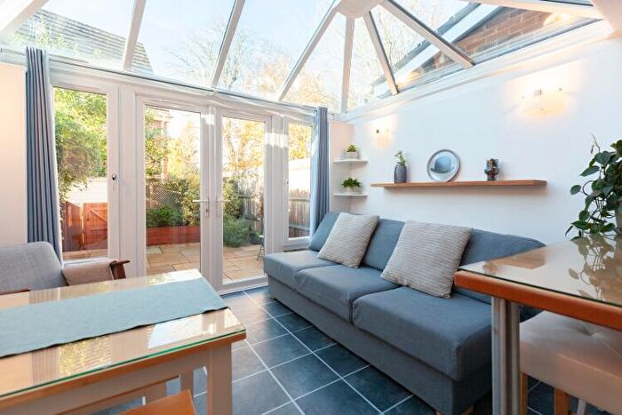 4 Bedroom Terraced House For Sale In Don Bosco Close Oxford, OX4