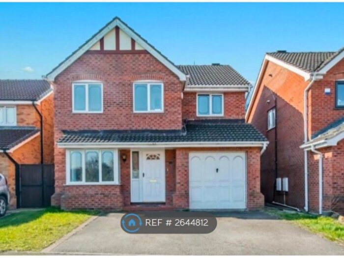 4 Bedroom Detached House To Rent In Sandringham Close, Morley, Leeds, LS27