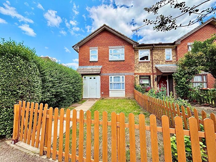 3 Bedroom House To Rent In Clarence Road, Manor Park, E12