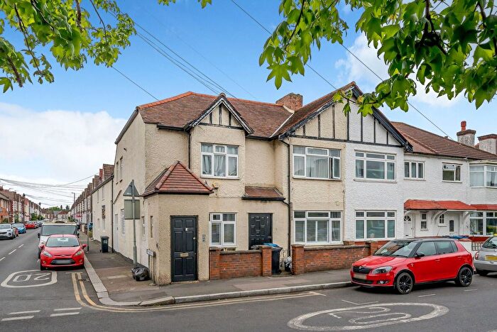 2 Bedroom Flat To Rent In Gorringe Park Avenue, Mitcham, CR4